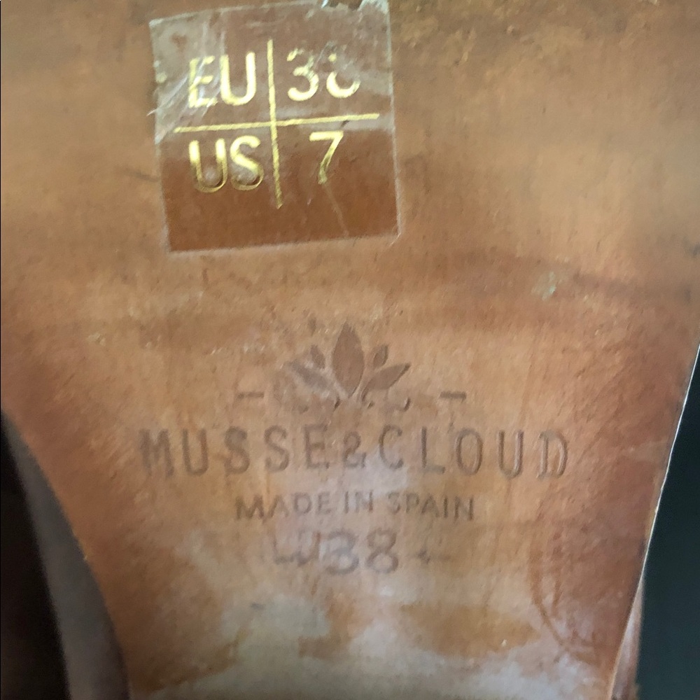 Women's musse & cloud western Brown Leather Western Ankle Boots - Picture 6 of 9
